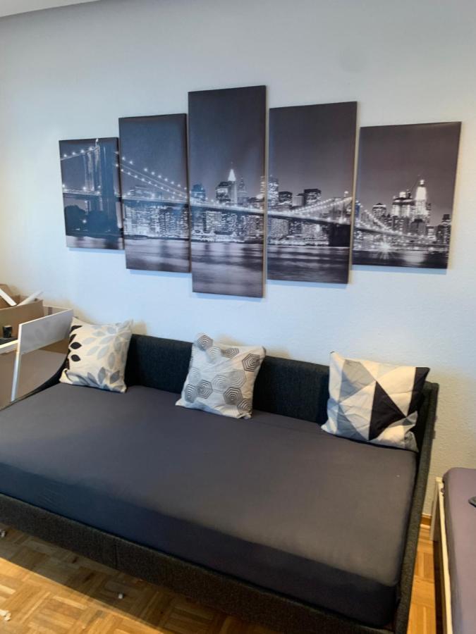 Mainpark Apartment 4 Schlafzimmer Bis Zu 10 Personen Direkt Ueber Aschaffapartment Bei Aschaffenburg Mainaschaff エクステリア 写真