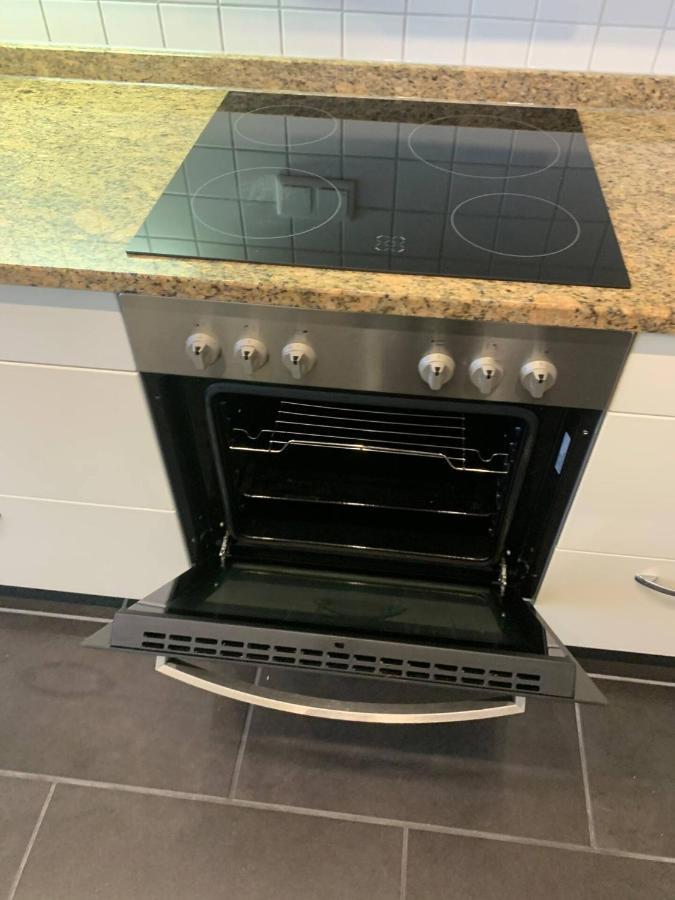 Mainpark Apartment 4 Schlafzimmer Bis Zu 10 Personen Direkt Ueber Aschaffapartment Bei Aschaffenburg Mainaschaff エクステリア 写真