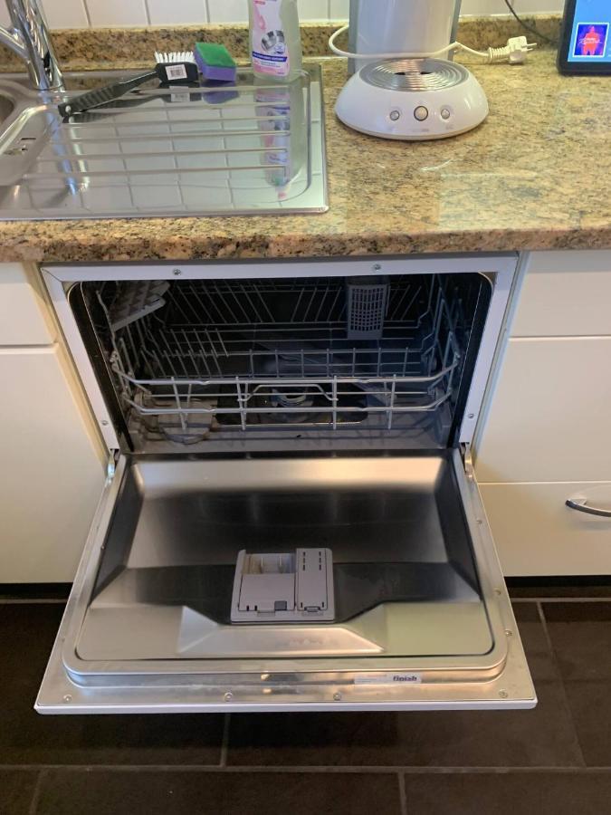 Mainpark Apartment 4 Schlafzimmer Bis Zu 10 Personen Direkt Ueber Aschaffapartment Bei Aschaffenburg Mainaschaff エクステリア 写真